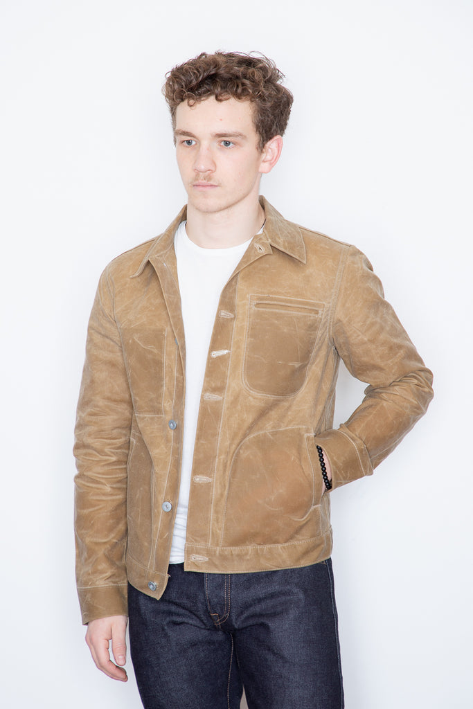 Waxed canvas, like raw denim, gets better with age. As you wear this jacket, expect the colour of the canvas to change to reflect the time you've spent wearing it. This jacket is made in a modified trucker pattern so that it combines the inspiration of vintage denim jackets with the modernity of design accents like hand warmer style pockets.
