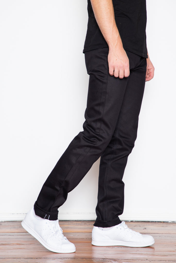 Unbranded Tapered Fit - Black Selvedge Chino Jeans & Apparel The Unbranded Brand - Dutil Denim