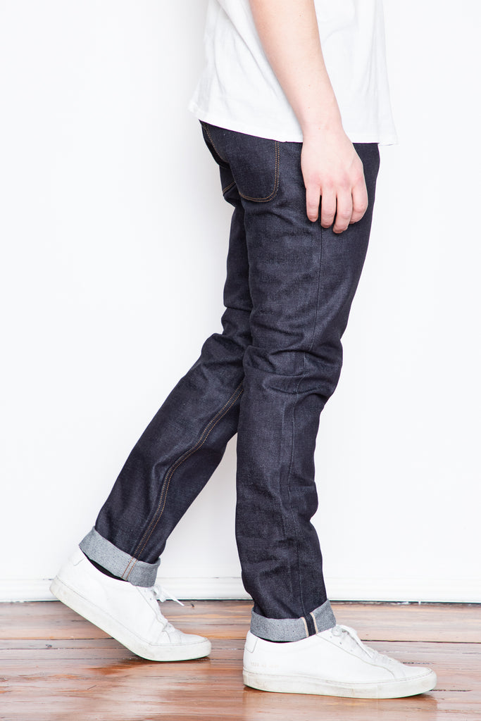This 14oz indigo fabric is from Japan and has been cut and sewn in America. The Avila is Freenote's slimmest fit – slim through the leg with a small taper.