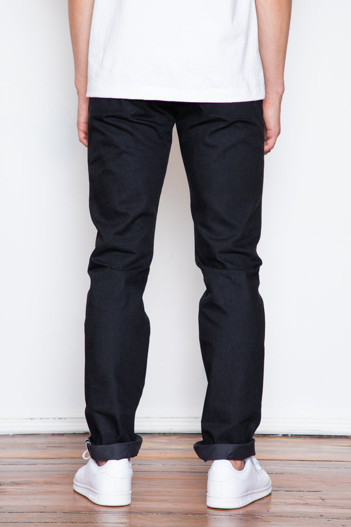 The Portola is a great tapered jean for anyone that likes some extra space in the thigh. This black/grey fabric will also fade beautifully, for anyone looking for a new black project pair.