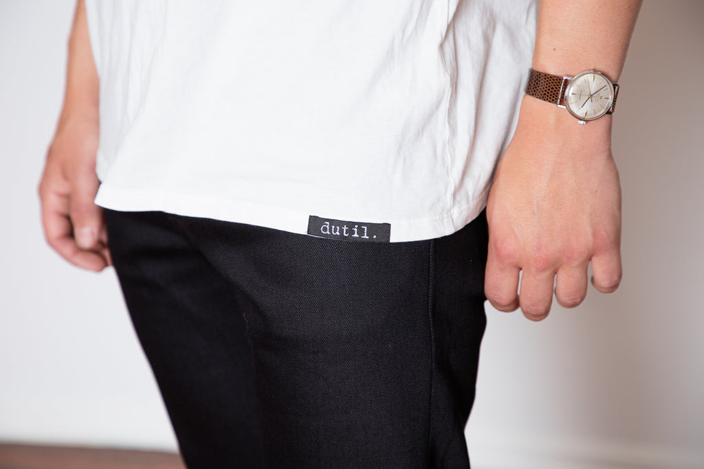 The tried and true dutil tee is dressed up with a simple pocket. Everyone needs a pocket tee, right?